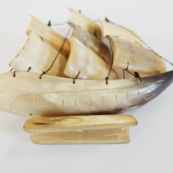 Vintage Hand Carved Ox Horn Wire Nautical Triple Mast Sailing Ship Schooner Boat - Picture 7 of 11